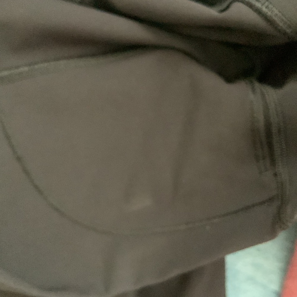 Lululemon Black Wunder Under High-Waisted Athletic Capri Leggings - Picture 10 of 10